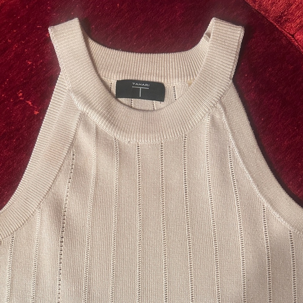 TAHARI Beige Sleeveless Knit Top